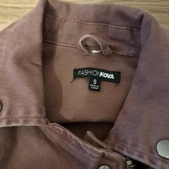 Women's Fashion Nova Brown Crop Jacket Zip Up Pockets Size Small - Picture 6 of 6